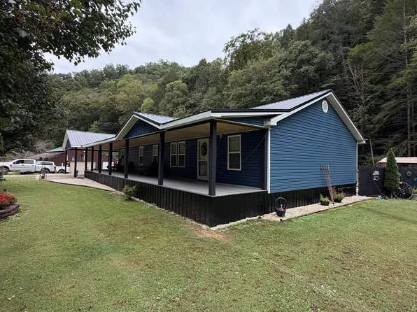 697 Nine Mile Crk, Midkiff, WV 25540