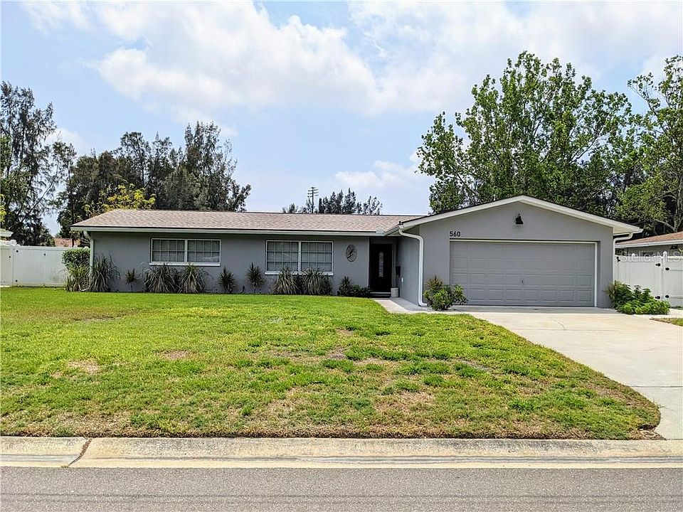 1st image of 560 55th Ave NE