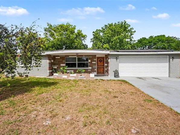 6145 Maplewood Dr, New Port Richey, FL 34653