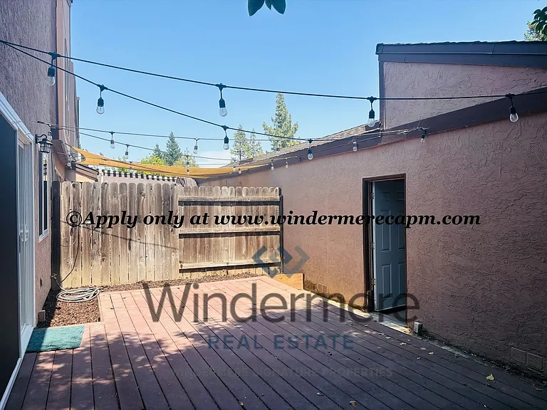 127 Touchstone Pl — Photo 30