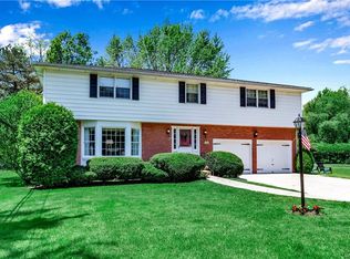 108 Colony Ct, Amherst, NY 14226