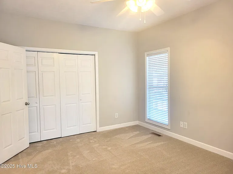 945 Diamondhead Dr S — Photo 24