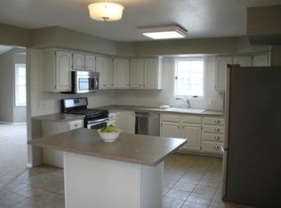 17609 Sycamore Rd, Grand Rapids, OH 43522