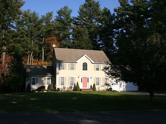 2nd image of 26 Orchard Cir