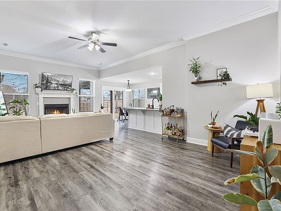4th image of 1606 S 11th Pl