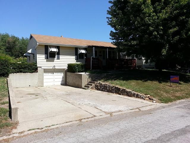 1st image of 3217 Mark Twain St