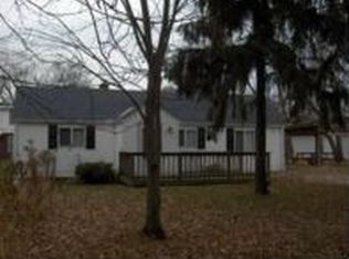 17339 Fetzer Dr, Strongsville, OH 44136