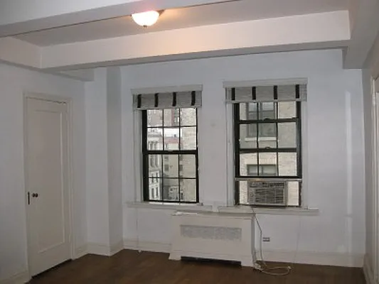 Rented by Classic Marketing- 530 Park1 | media 43