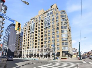 438 Richmond St W #902, Toronto, ON