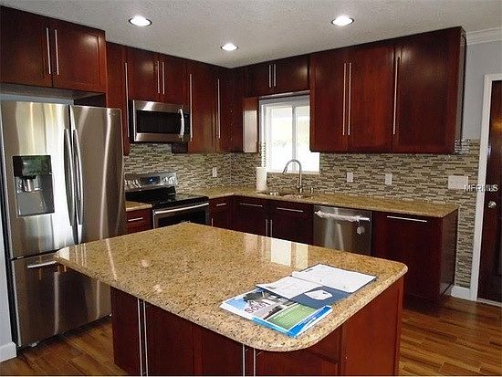 2nd image of 2503 Riverside Dr