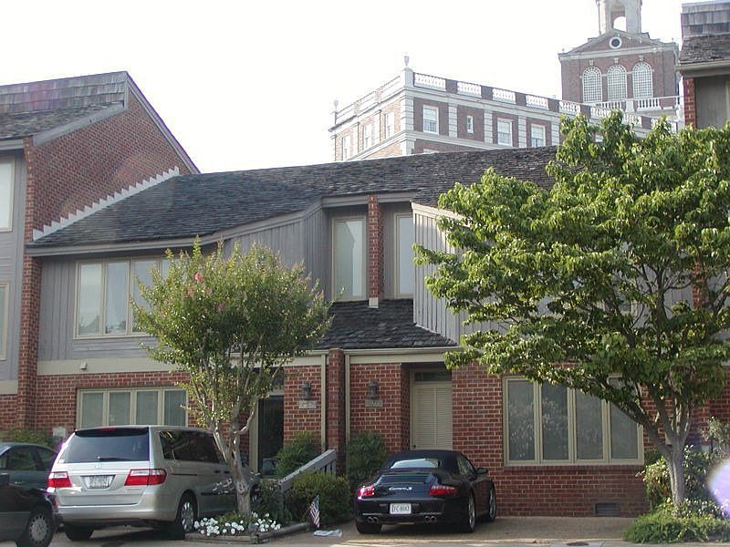 1st image of 3969 Oakridge Cir