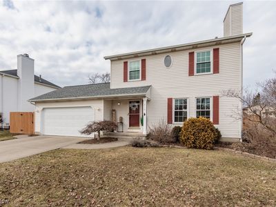210 Finch Dr, Elyria, OH, 44035