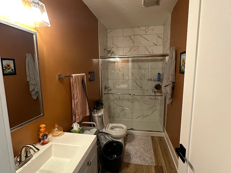157 N Powell Ave — Photo 19