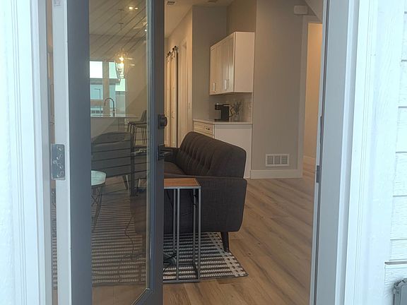 3rd image of 3550 N Uinta St #3