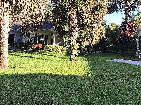2nd image of 1408 Red Oak Ln