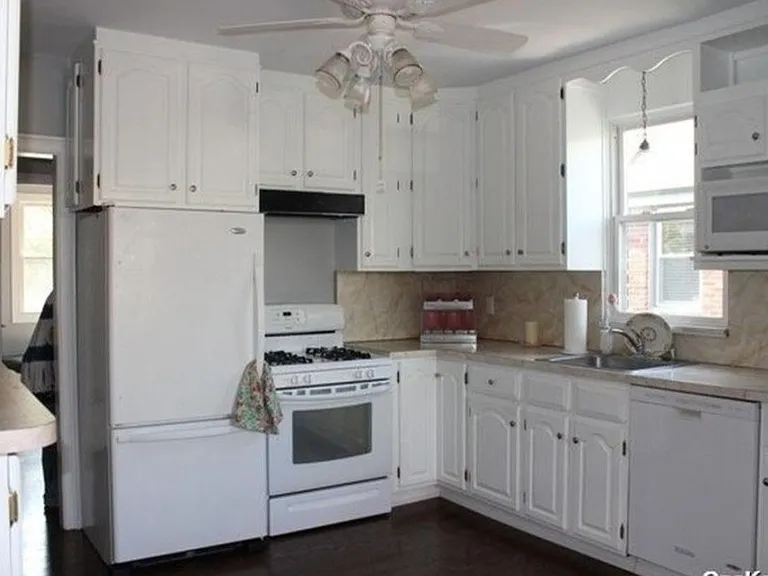 253 Kensington Rd S — Photo 4