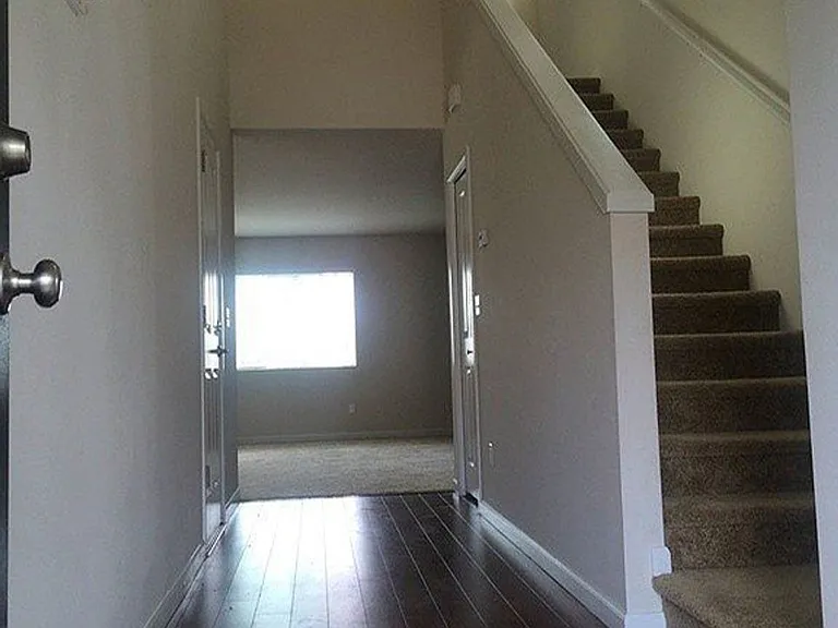 20224 3rd Pl W — Photo 3