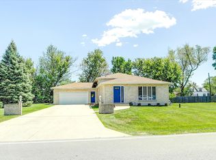 245 N Lee St, Mount Prospect, IL