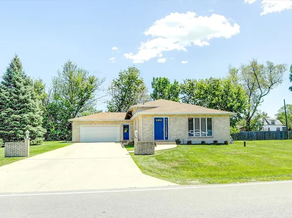 245 N Lee St, Mount Prospect, IL 60056