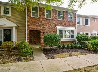 1529 Wedgefield Cir, Naperville, IL 60563