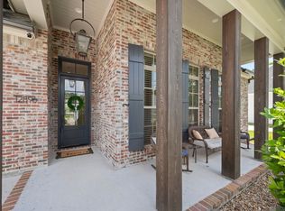 12896 Solemn Oaks Ave, Baton Rouge, LA 70818