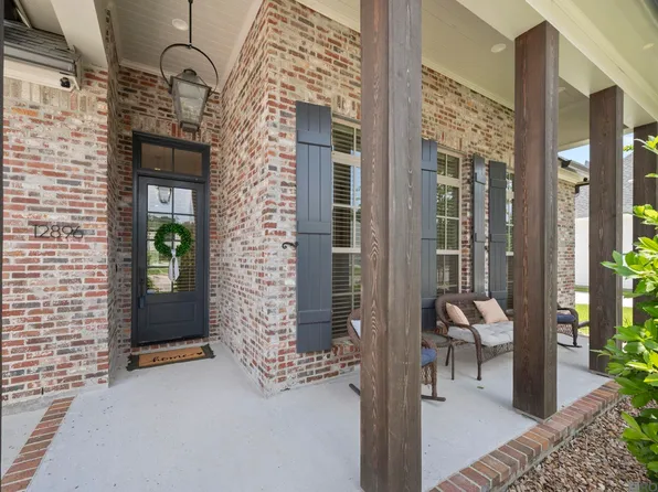 12896 Solemn Oaks Ave, Baton Rouge, LA 70818