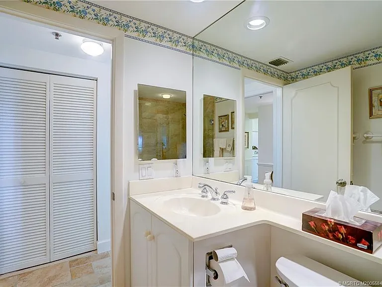 184 NE Edgewater Dr #1001 — Photo 22
