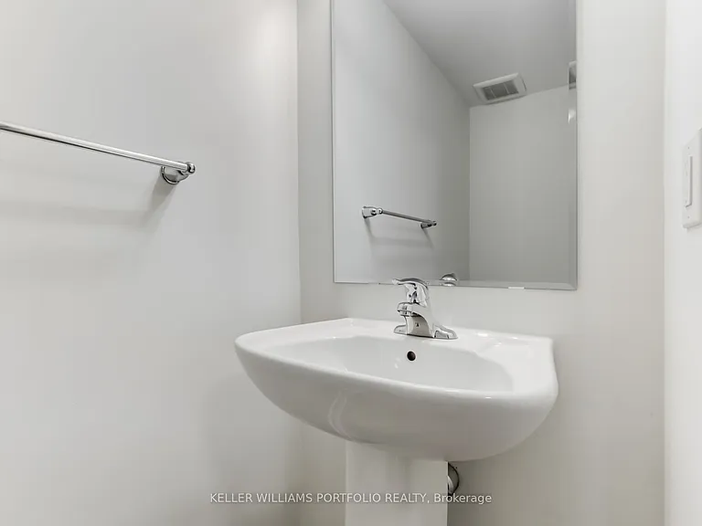 7 Bluegill Cres — Photo 16
