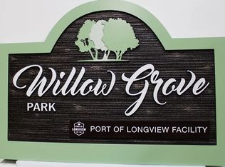 9281 Willow Grove Rd, Longview, WA 98632