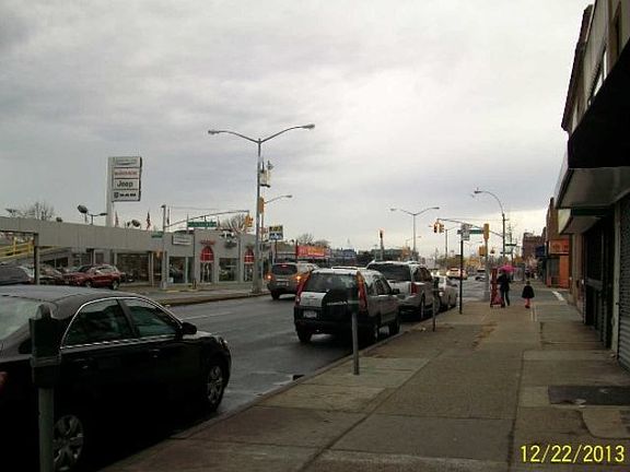 3rd image of 21141 Jamaica Ave