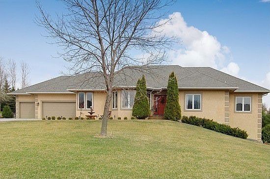 1st image of 520 Pineview Ct