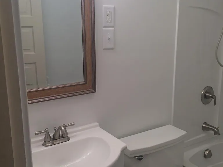 2400 N 2nd St #3 — Photo 8