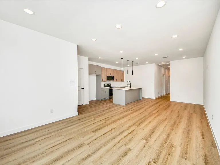 5201 Fairchild St #B — Photo 16