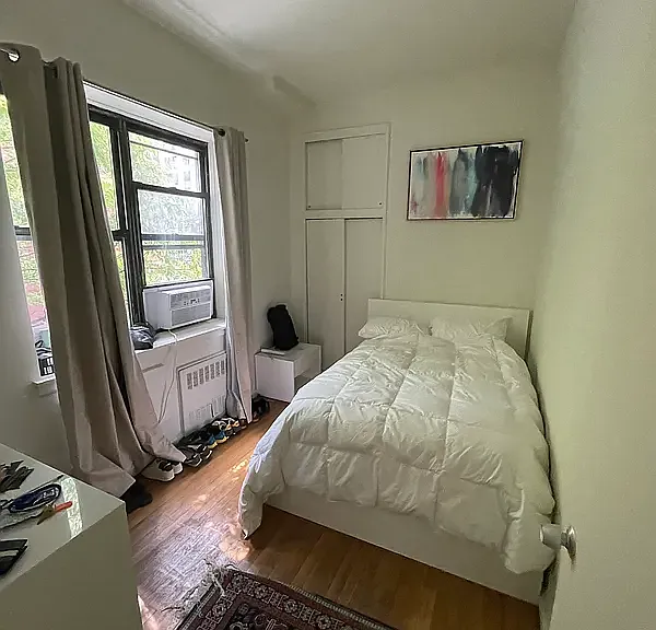 301 E 49th St #2C — Photo 4