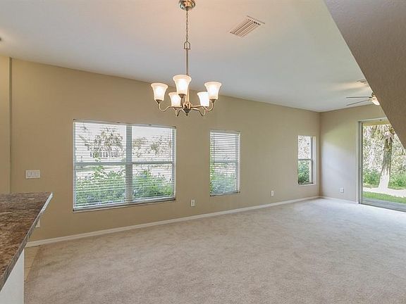 4th image of 11088 Winter Crest Dr