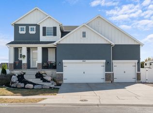 5667 W 3900 S, Hooper, UT 84315