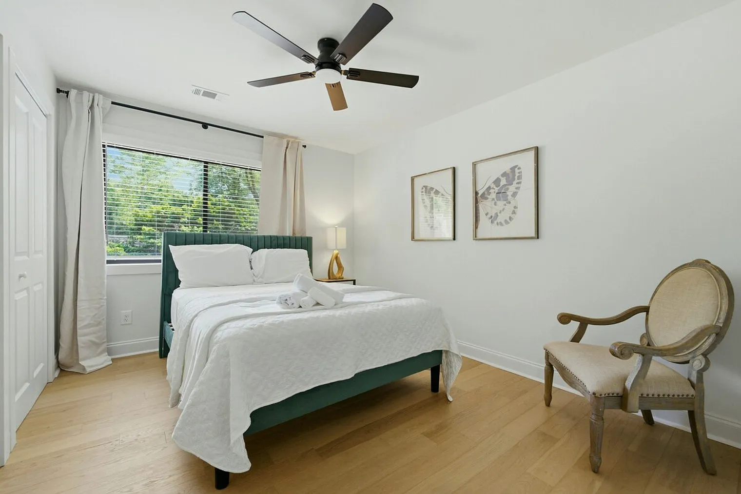 5 bed, 5.0 bath, $14,734 — Photo 4