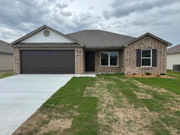 20 Fallen Oak Dr, Conway, AR 72032