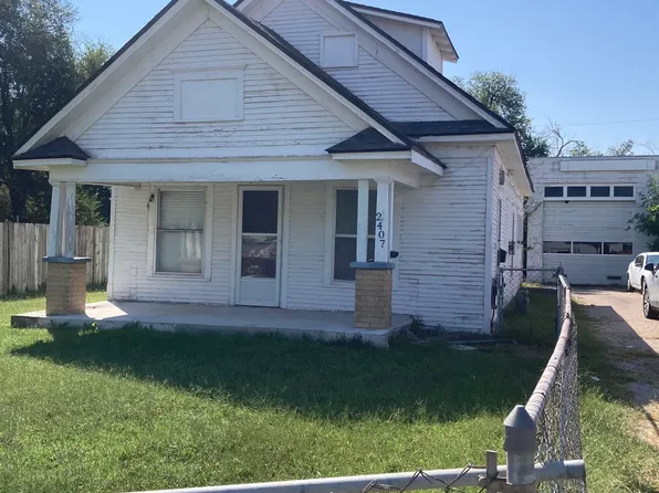 2407 W McCormick Ave, Wichita, KS 67213
