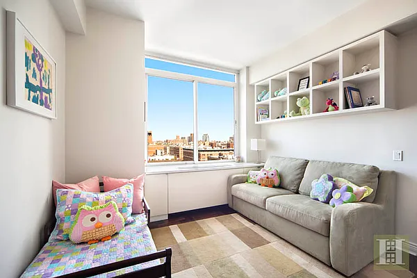 Sold by Halstead Real Estate | media 20