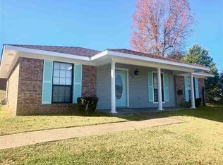 102 Twilight Dr, Clinton, MS 39056