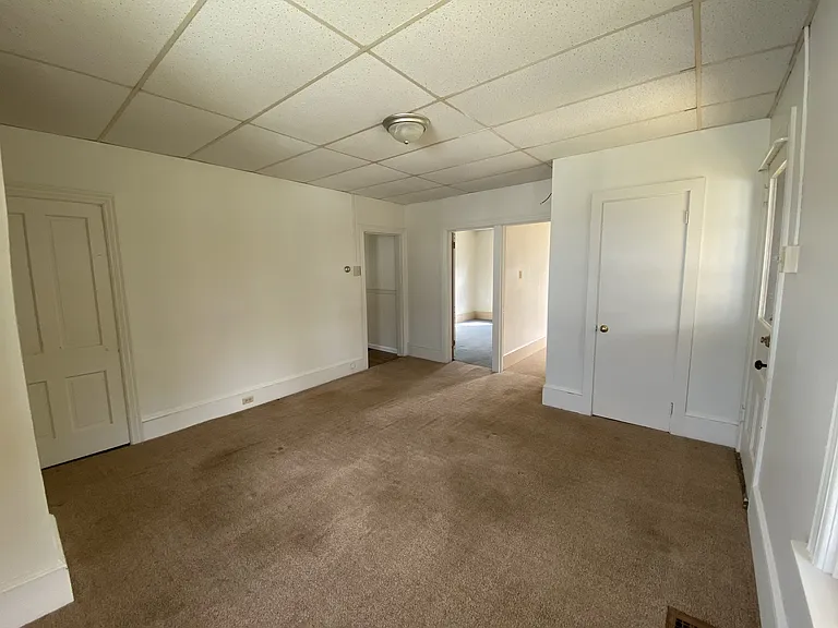 229 Valley St #1 — Photo 2