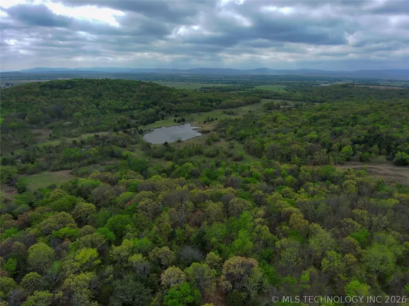 1 N 4405th Rd, Kinta, OK 74552