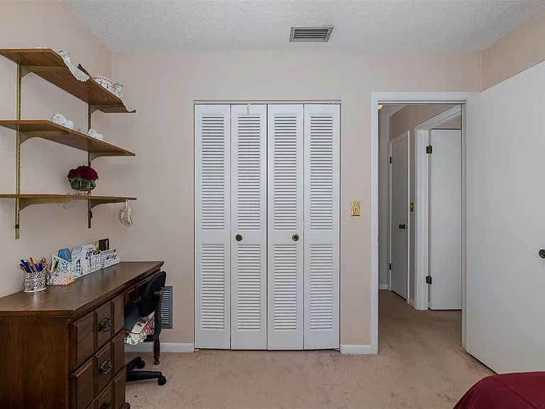 8015 San Fernando Dr — Photo 15