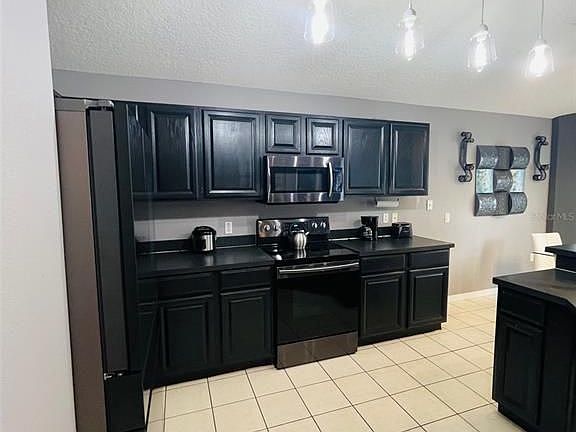 4th image of 1204 Winding Willow Ct