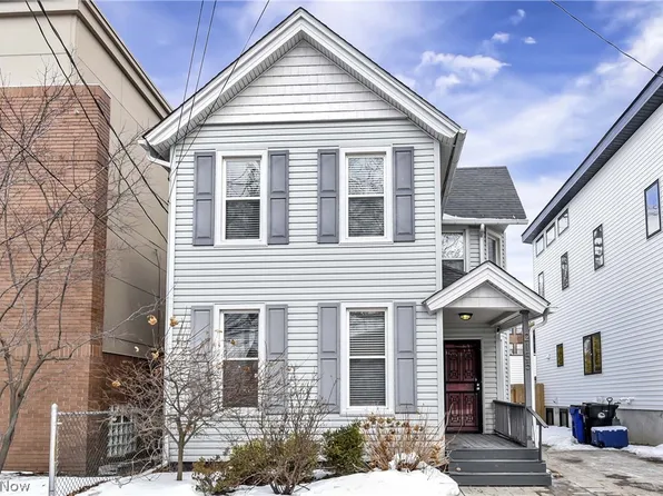 2155 W 28th St, Cleveland, OH 44113