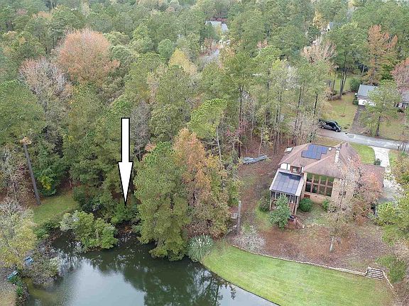 5th image of 332 Lake Front Dr
