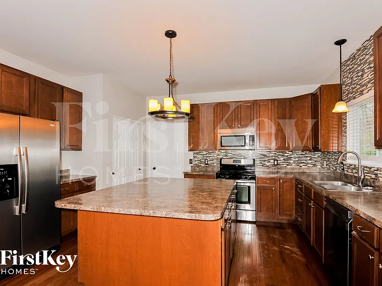 432 Parkview Manor Ln — Photo 6