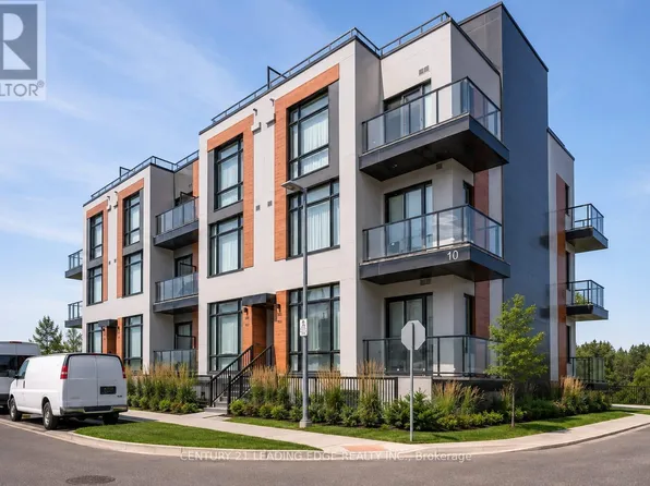 10 Steckley House Ln #116, Richmond Hill, ON L4S 0N1