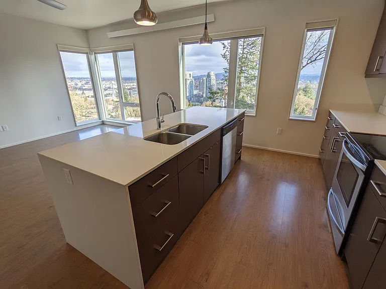 Viewpoint Terrace Apartments — Photo 64